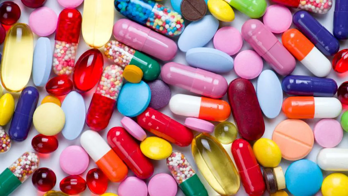 Distribuitorii de medicamente, nevoiţi să îşi reînnoiască autorizaţiile în următorii doi ani