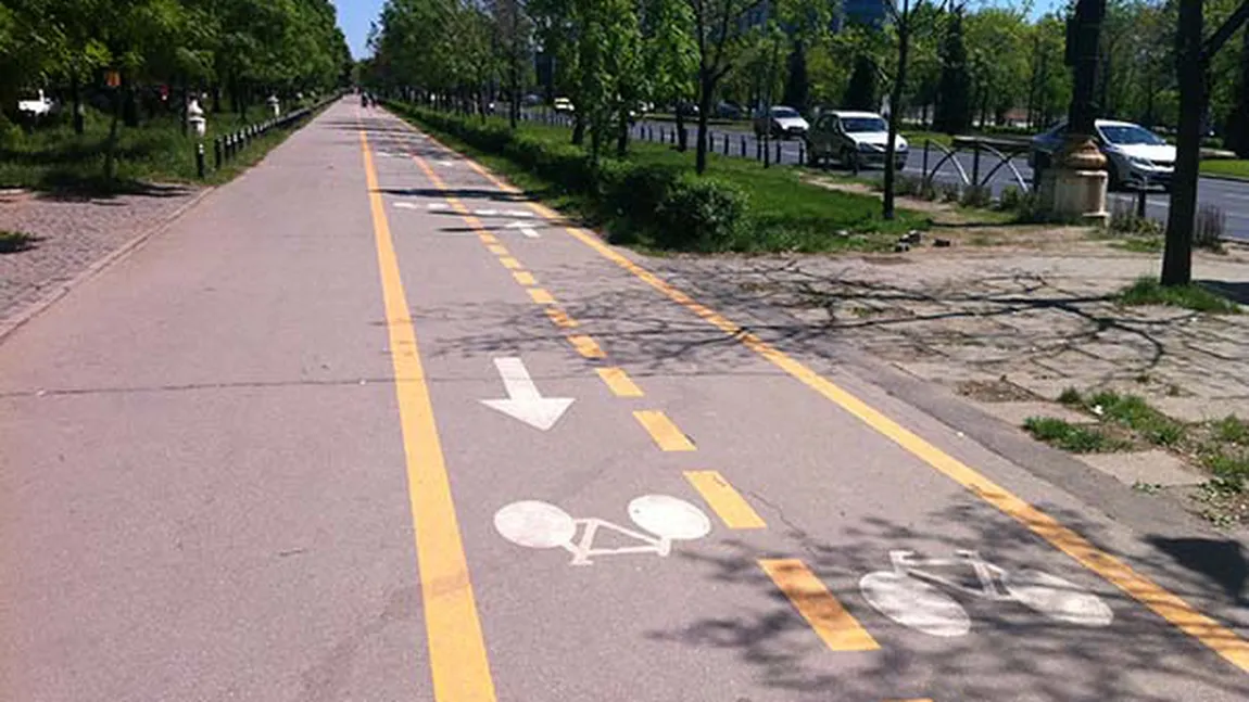 100 de kilometri de piste pentru biciclete în Bucureşti. Vezi LISTA străzilor