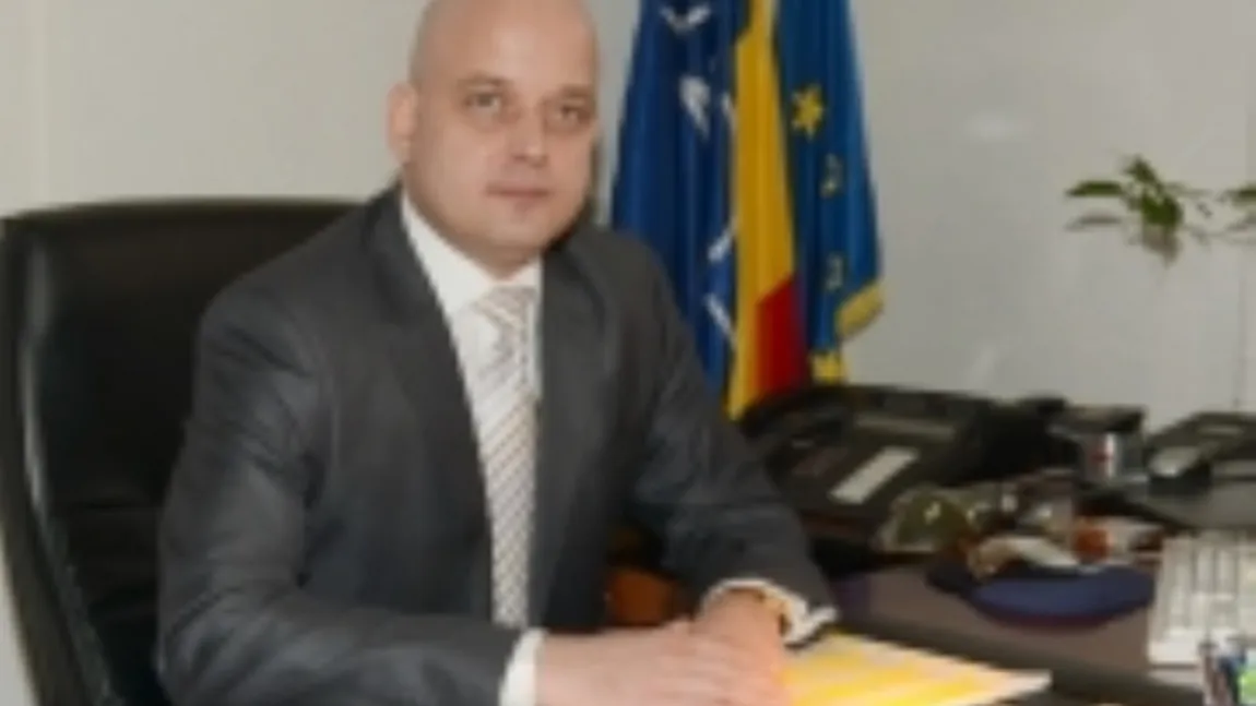 Adjunctul Poliţiei Capitalei, REŢINUT pentru luare de mită