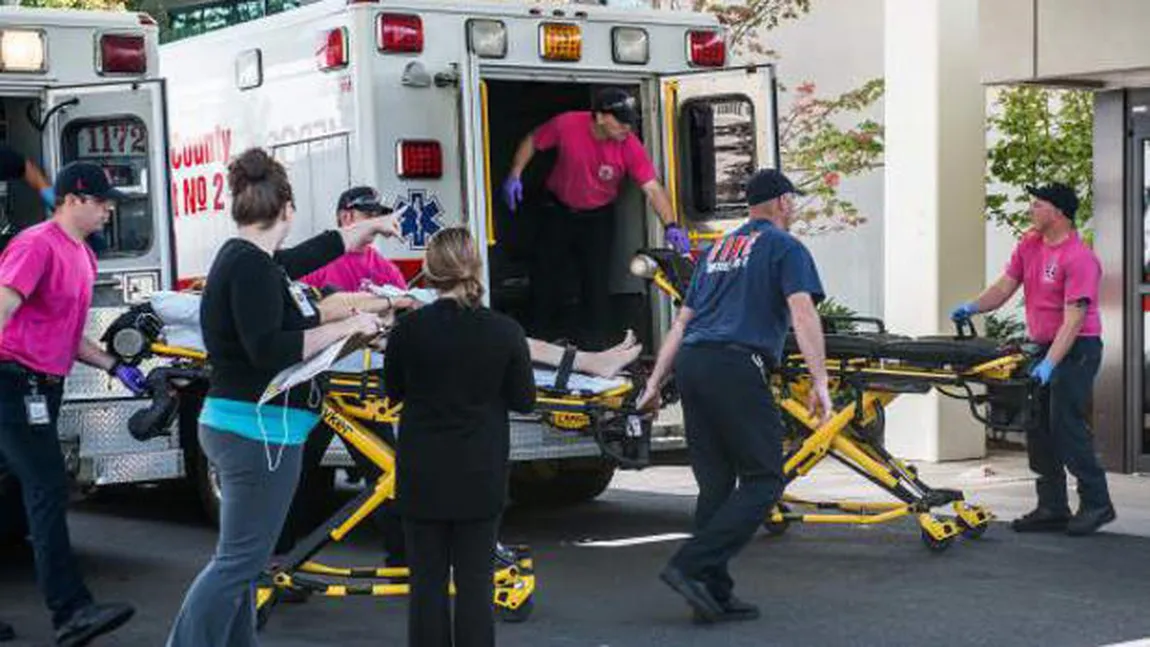 ATAC ARMAT la o universitate din Oregon. Zece morţi şi şapte răniţi GALERIE FOTO