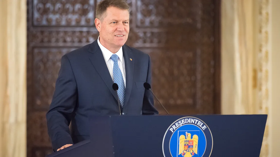 Klaus Iohannis A PROMULGAT Legea votului prin corespondenţă