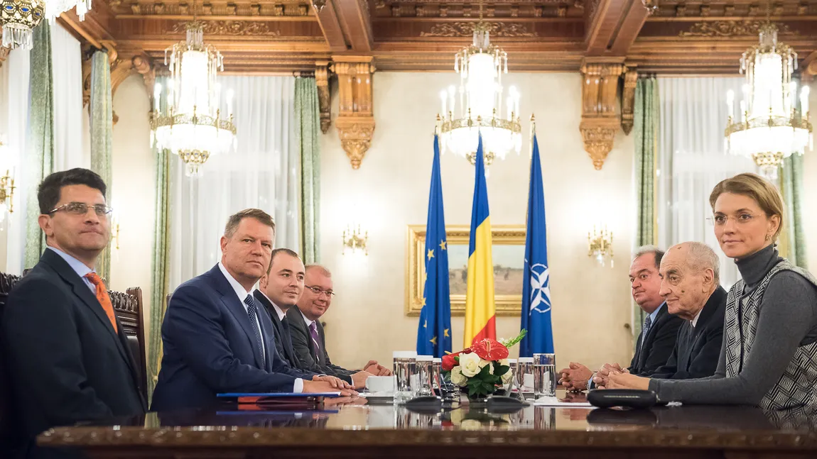 Din culisele consultărilor de la Cotroceni. Ce document le-a prezentat Iohannis liderilor PSD şi PNL