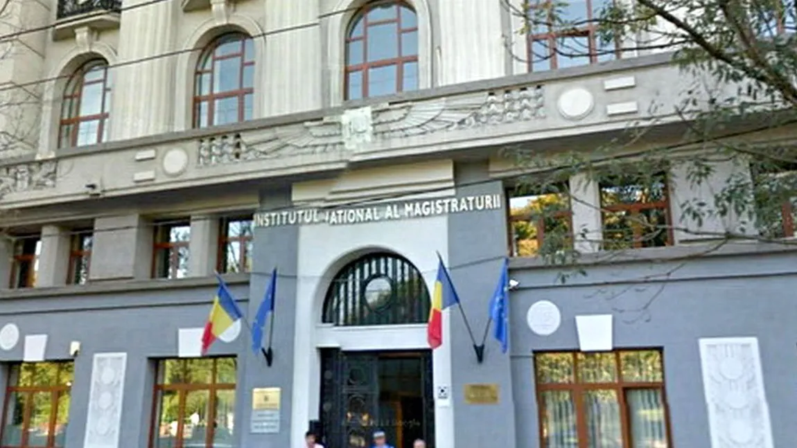 Prima etapă a concursurilor de admitere la Institutul Naţional al Magistraturii şi de admitere în magistratură începe duminică