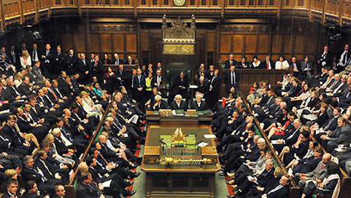 Parlamentarii britanici se opun extinderii loviturilor aeriene în Siria