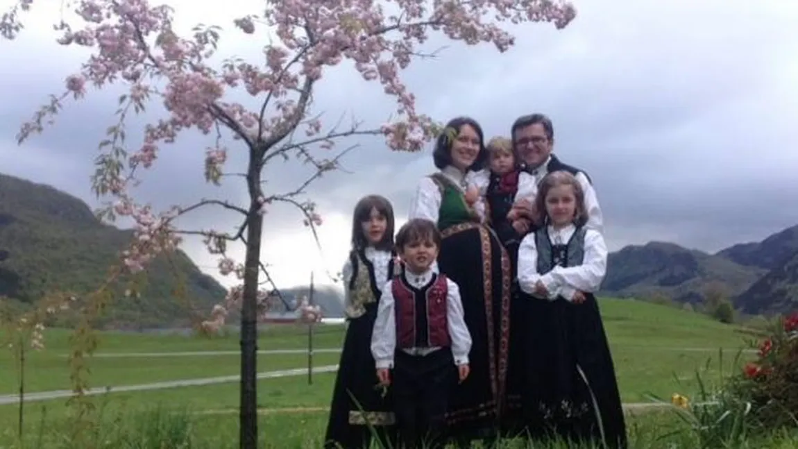 DRAMĂ într-o familie de români din Norvegia. Statul le-a luat cei 5 copiii din motive RELIGIOASE