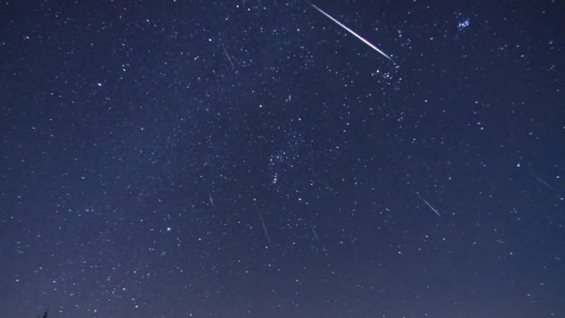 Ploaie de meteori pe cerul României. Când va avea loc şi câţi meteori pot fi văzuţi pe oră