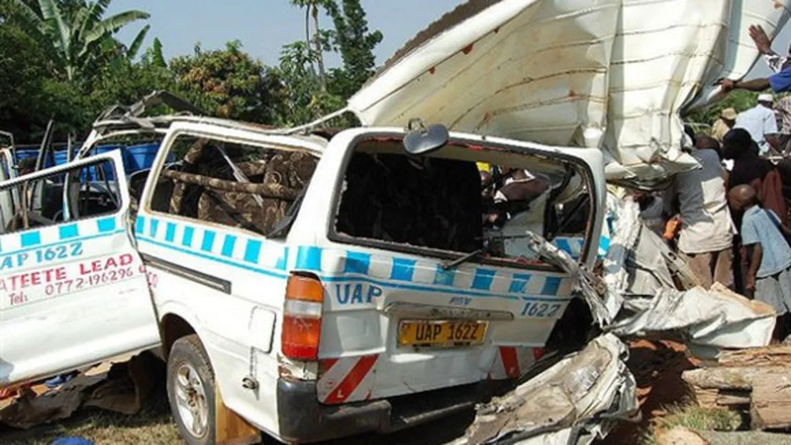 Naţionala Ugandei, implicată într-un grav accident rutier. Cinci oameni au murit