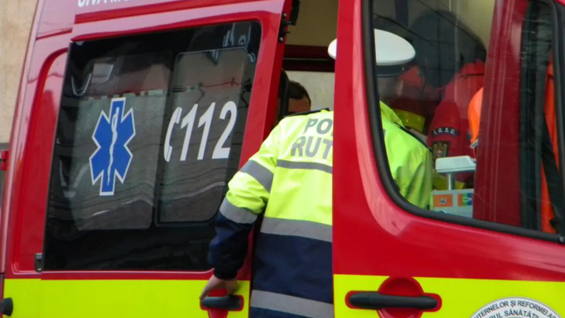 Accident în Constanţa: Trei răniţi, după ce un şofer a intrat cu maşina pe contrasens