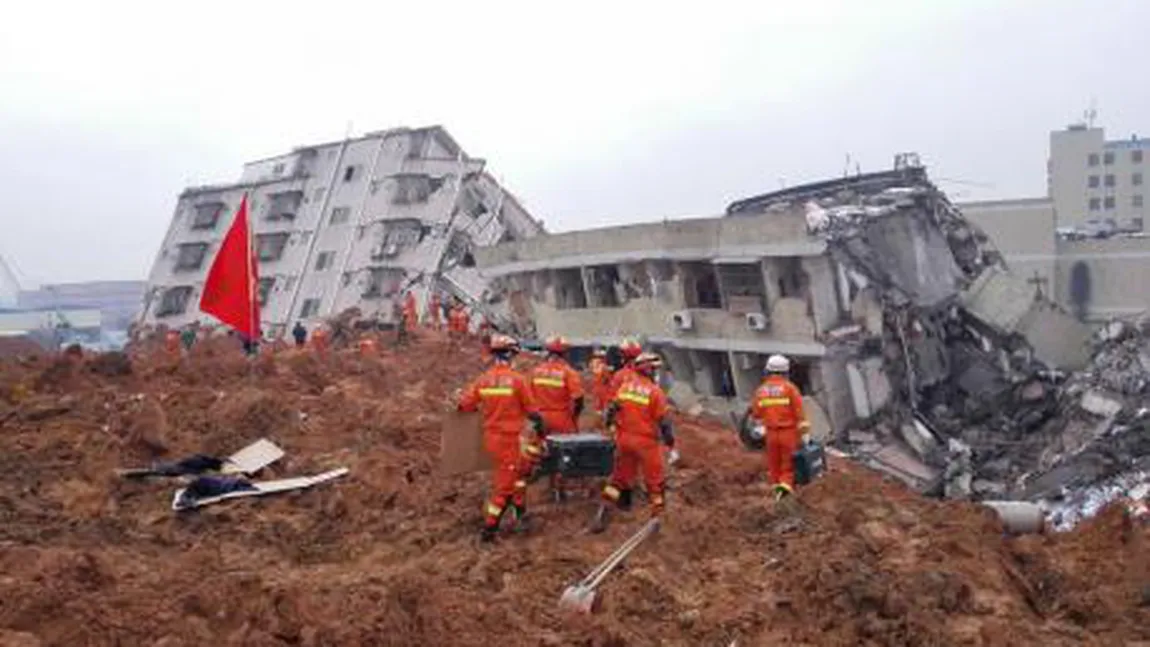 China: Alunecare de teren în Shenzen soldată cu cel puţin 91 de dispăruţi