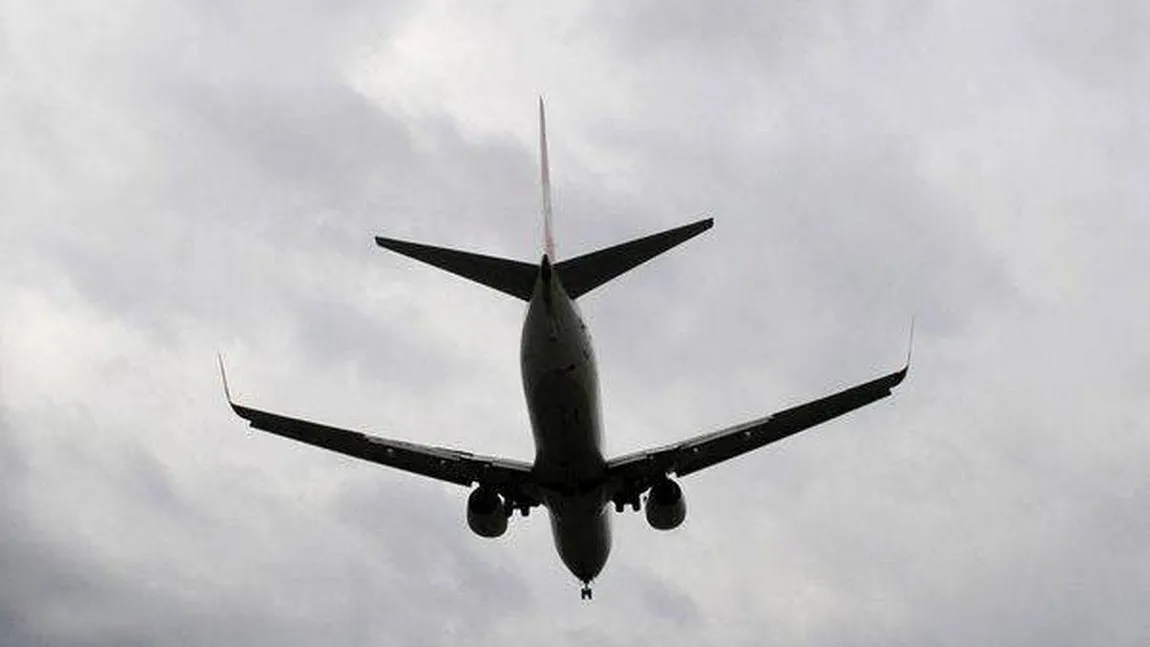 Aterizare de urgenţă la Budapesta din cauza unei alerte cu bombă