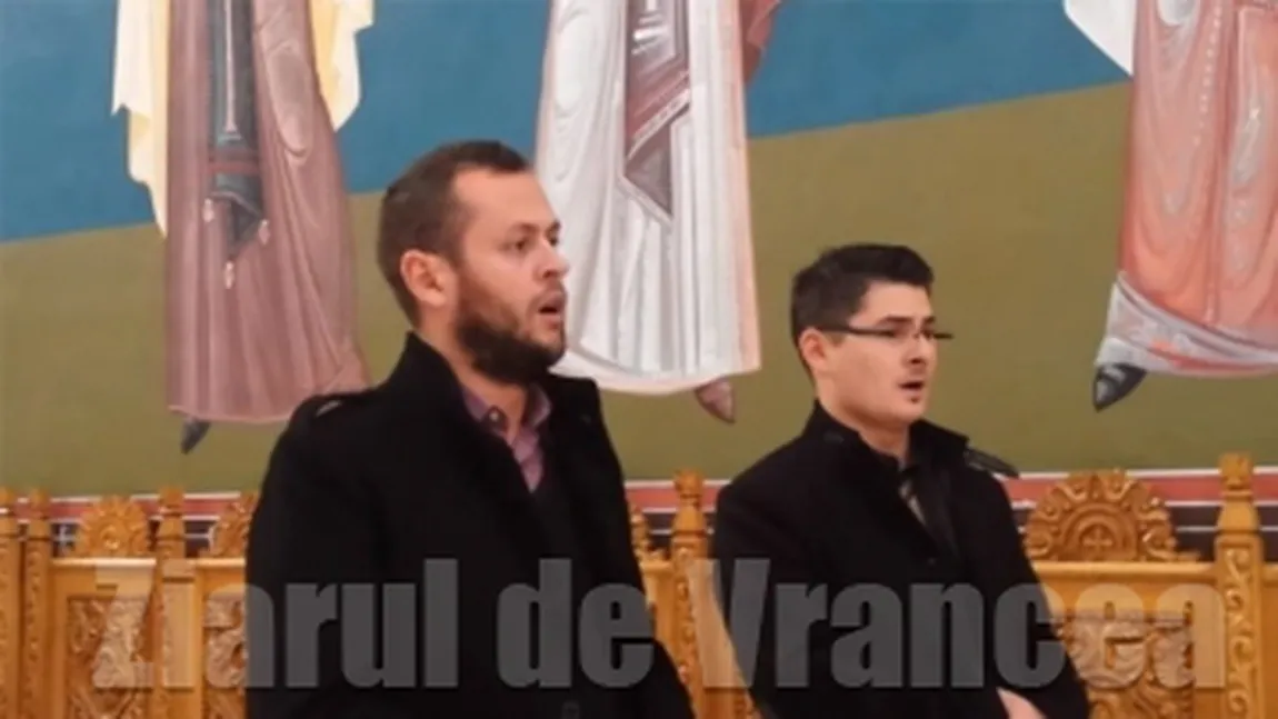 Colindul interpretat de doi tineri a ajuns viral pe internet VIDEO