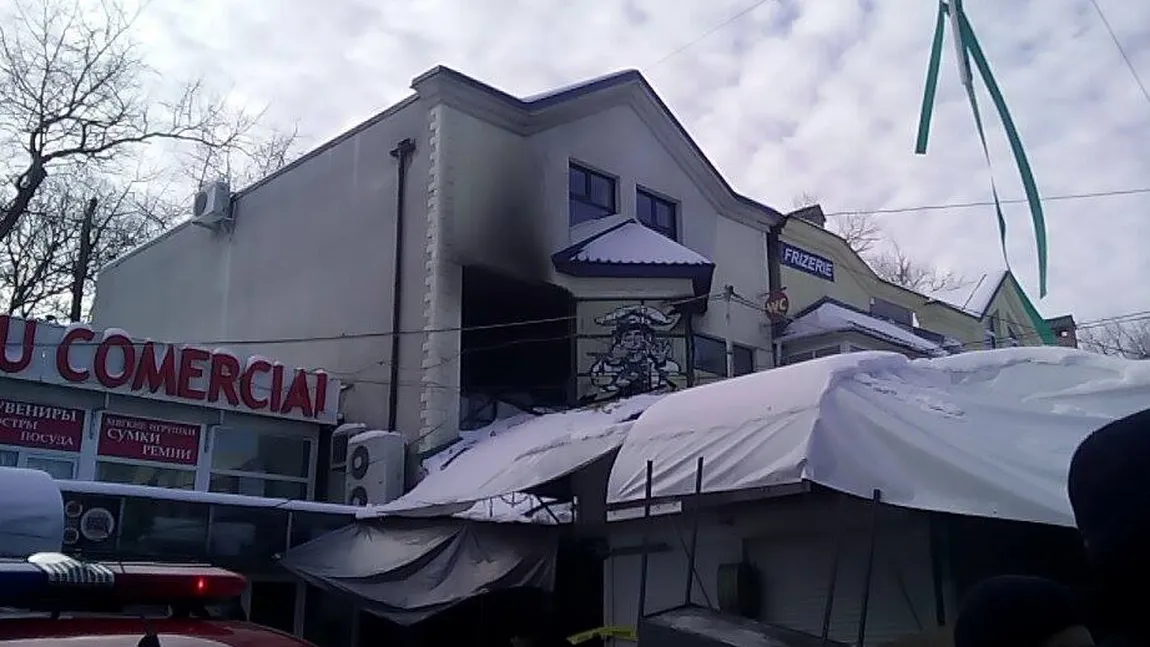 EXPLOZIE puternică într-o cafenea din Chişinău. 20 de persoane rănite, printre care şi copii VIDEO