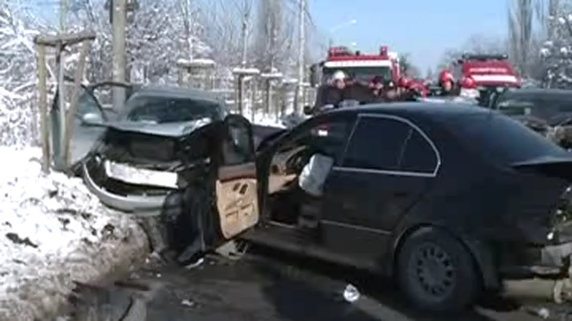 Accident cu TREI MAŞINI în Bucureşti. Cinci victime în STARE GRAVĂ   VIDEO