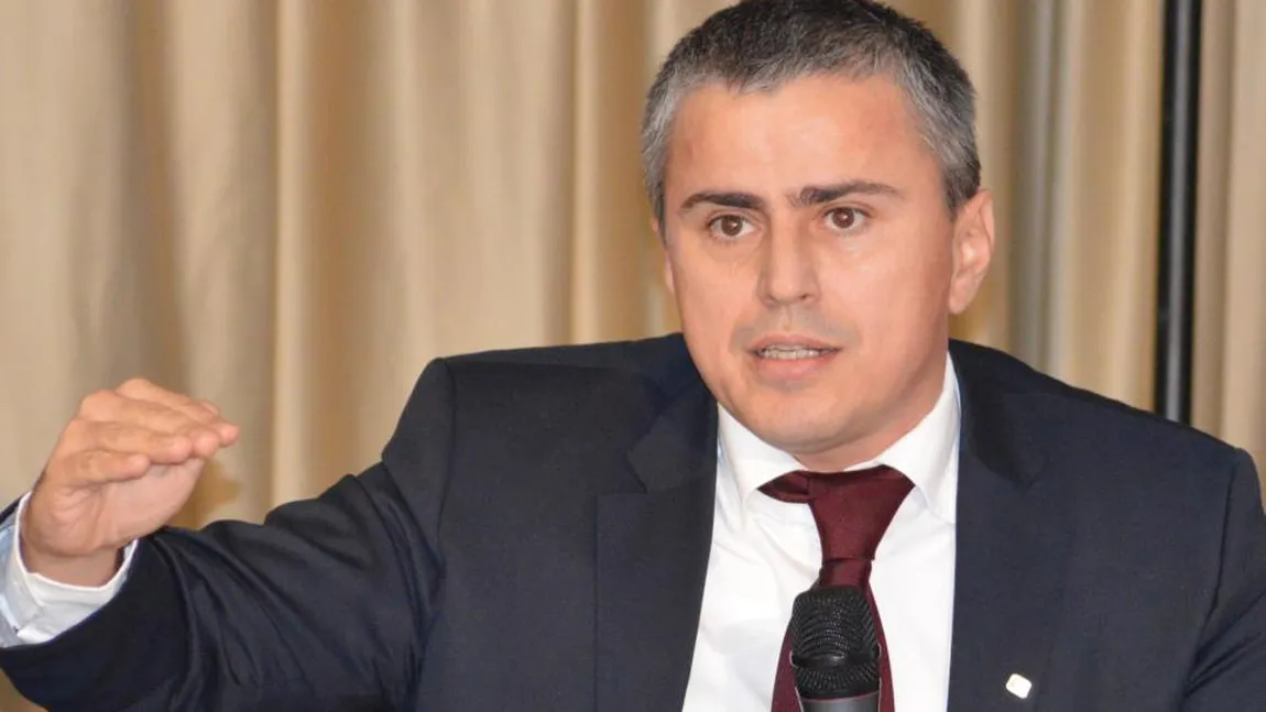 Gabriel Biriş, când nu era secretar de stat: Guvernul e ca GOLANII din curtea şcolii, îi BATE pe ăia MICI şi le ia BANII