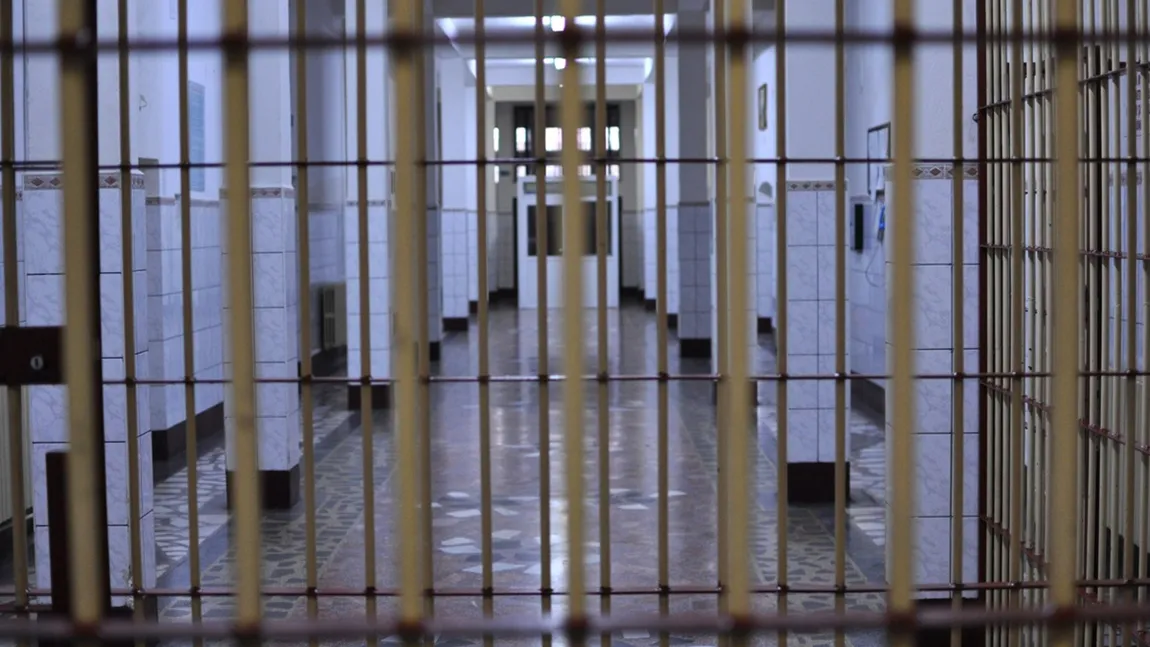 O femeie din Republica Moldova, condamnată la închisoare pentru că şi-a înjunghiat mortal soţul violent