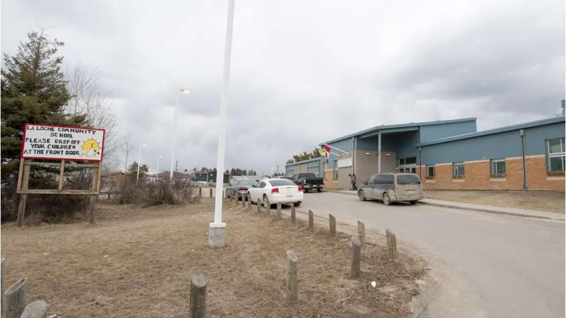ATAC ARMAT într-o şcoală din Canada. Cel puţin cinci morţi