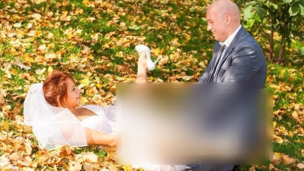 Cea mai jenantă poză de la nuntă. Ce i-a pus fotograful pe miri să facă. O fi pregătit vreun album XXX?