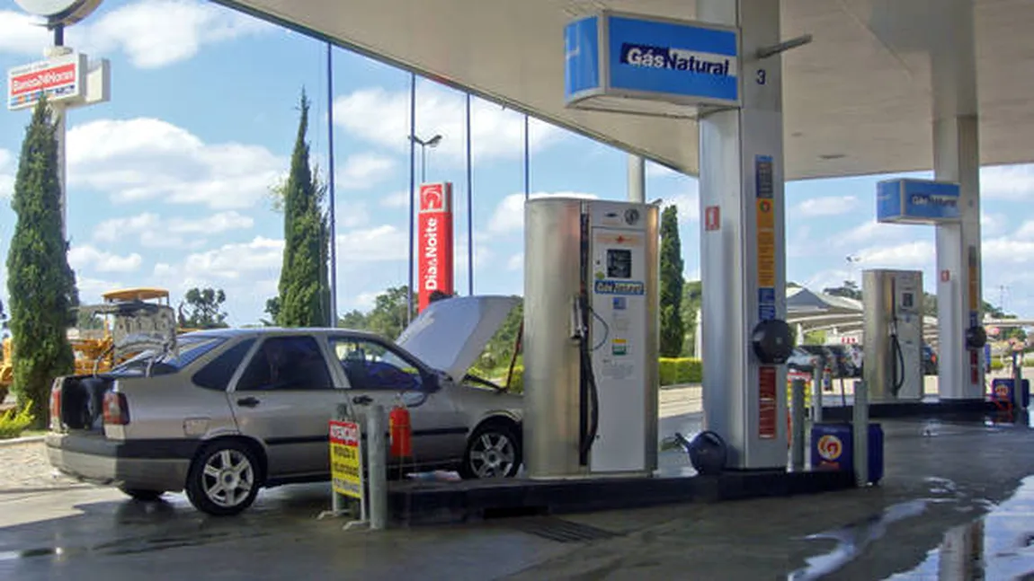 Autorităţile din Bulgaria închid benzinăriile care vând combustibil de calitate scăzută