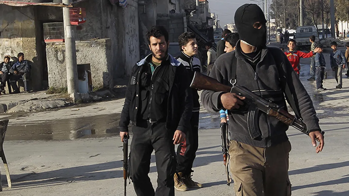 Siria: Zeci de soldaţi morţi într-o ambuscadă a rebelilor, în apropiere de Damasc