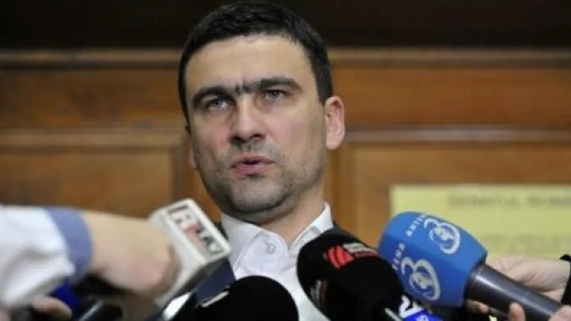 Scandal la Comisia juridică după audierea lui Gabriel Oprea. Cine a participat la şedinţă şi nu avea drept