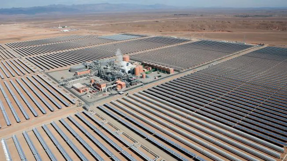 O centrală solară gigantică a fost inaugurată în inima Saharei