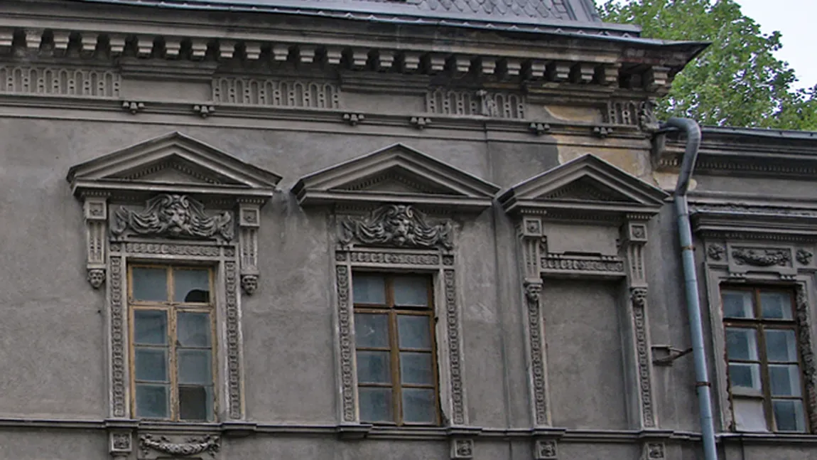 Ministrul Culturii: Clădirile de patrimoniu lăsate în paragină ar putea fi EXPROPIATE