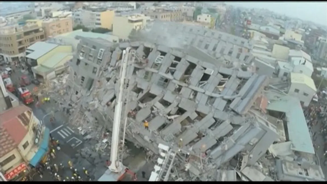 Constructorul blocului prăbuşit de cutremur în Taiwan a fost arestat. Ce s-a găsit în zidurile clădirii