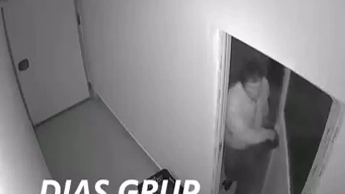 Un hoţ de tot râsul, la Buzău. Şi-a dat jos căciula, ca să şteargă amprentele VIDEO