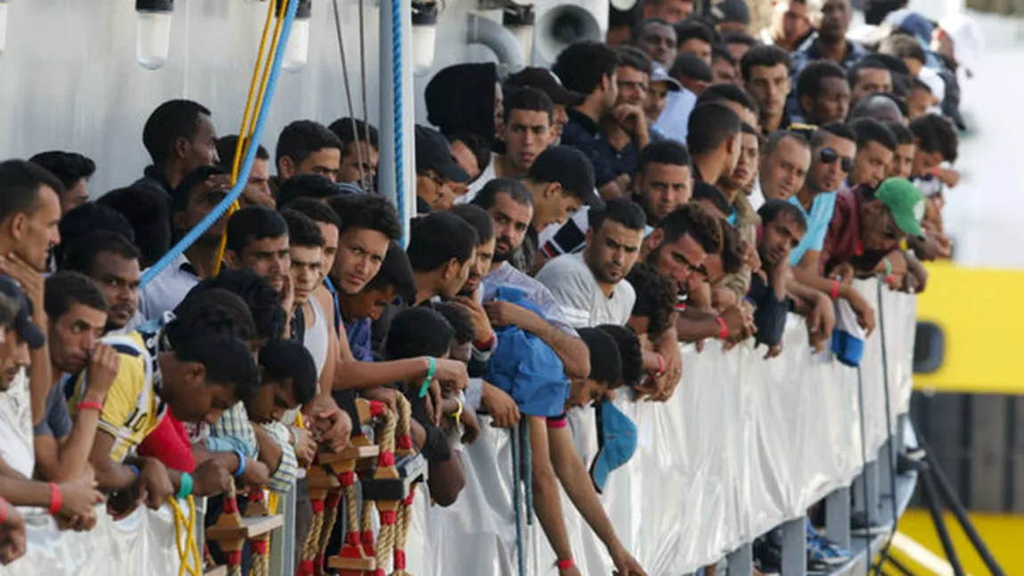 Europa, în pericol din cauza migranţilor. Frontierele se vor închide treptat
