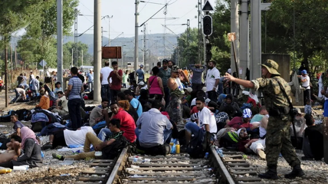 Peste 6.000 de imigranţi au rămas blocaţi la frontiera greco-macedoneană