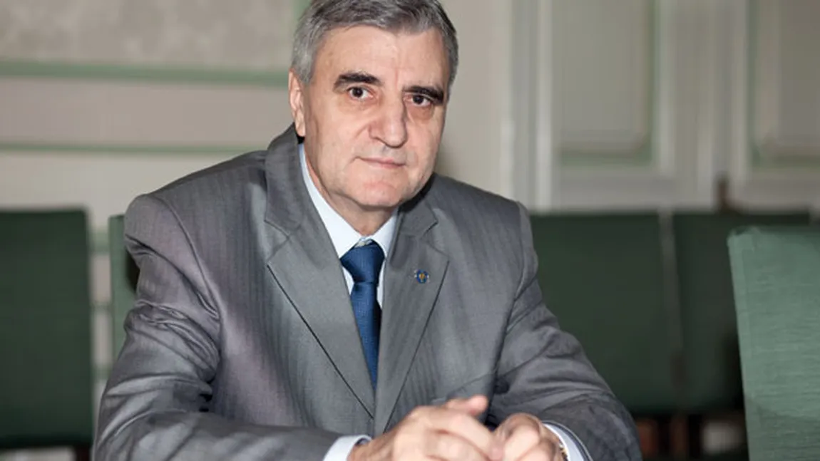 Academicianul Ioanel Sinescu rămâne rector al UMF 