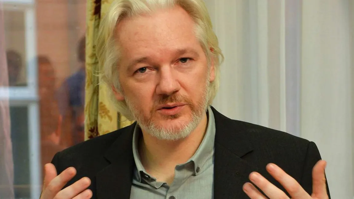 Mesajul lui Cameron către Assange: Termină cu această lamentabilă saga