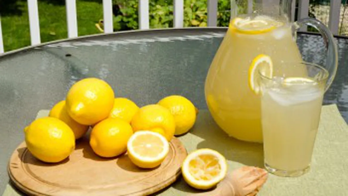 Ce trebuie să ştii despre cura de detoxifiere cu lămâie