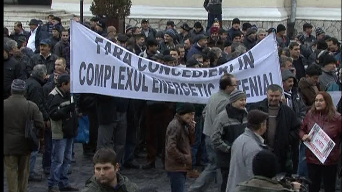Minerii, din nou în stradă. 10.000 de oameni sunt chemaţi să protesteze la Târgu Jiu