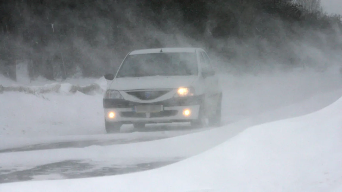 ALERTĂ METEO. Vremea rea se întoarce: VÂNT PUTERNIC şi NINSORI VISCOLITE la munte