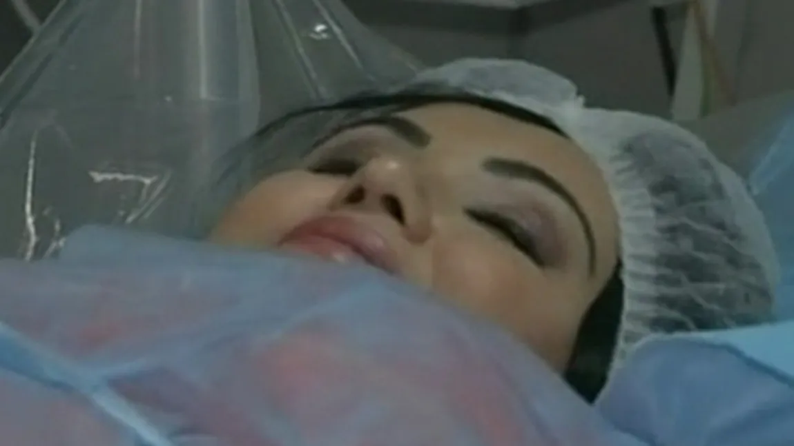 Adriana Bahmuţeanu, de urgenţă la spital. 