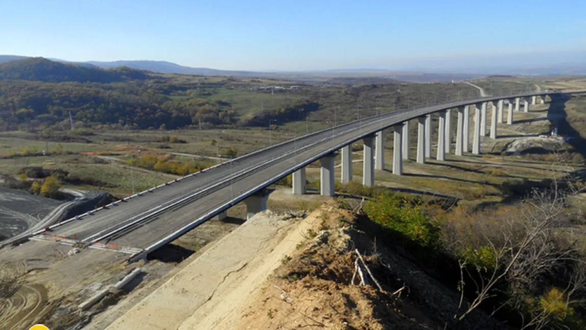 Veşti bune pentru şoferi: Încep lucrările de refacere a tronsonului demolat din autostrada Orăştie-Sibiu