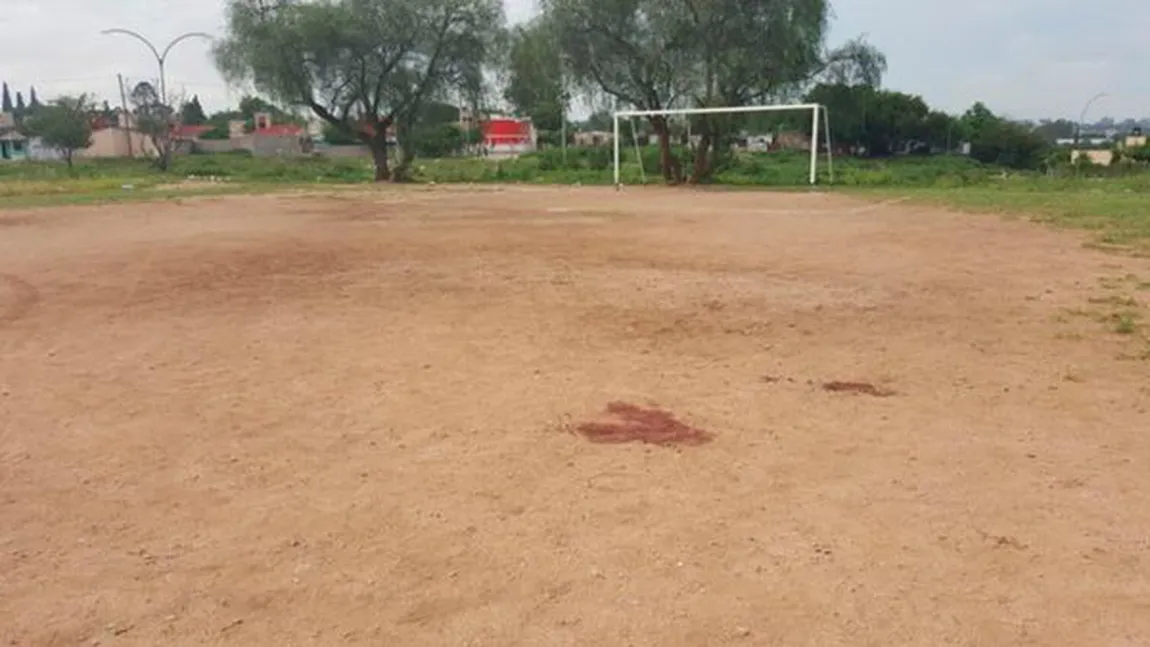 Crimă pe terenul de fotbal, în Argentina. Arbitru a fost împuşcat de jucătorul căruia i-a dat cartonaş roşu