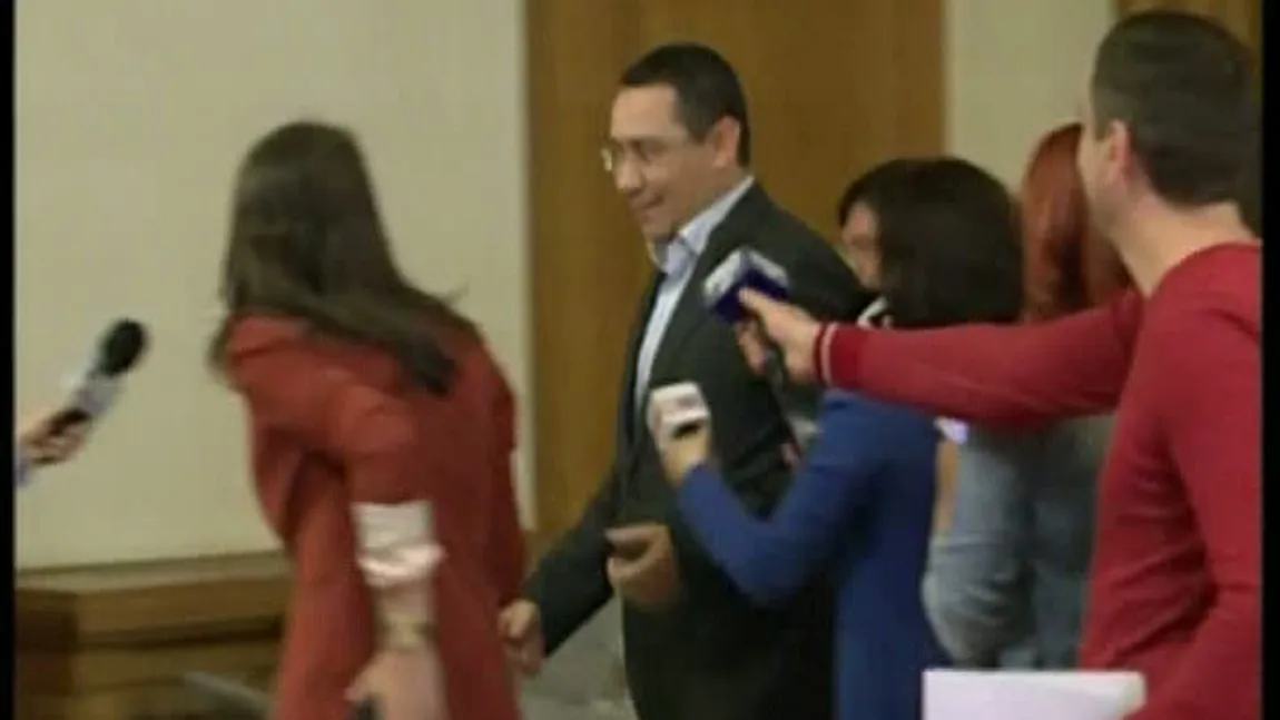 Victor Ponta, prima dată la şedinţa PSD din Parlament, după demisie VIDEO