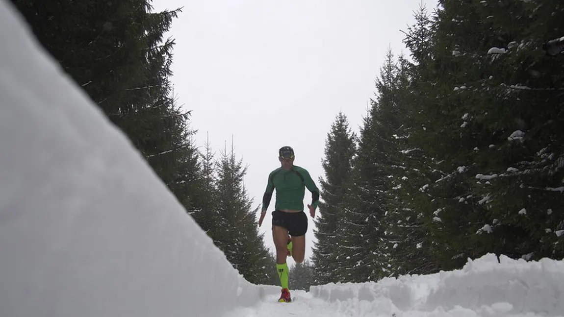Trei români vor să alerge aproape 600 km dincolo de Cercul Polar, la maratonul 6633 Ultra