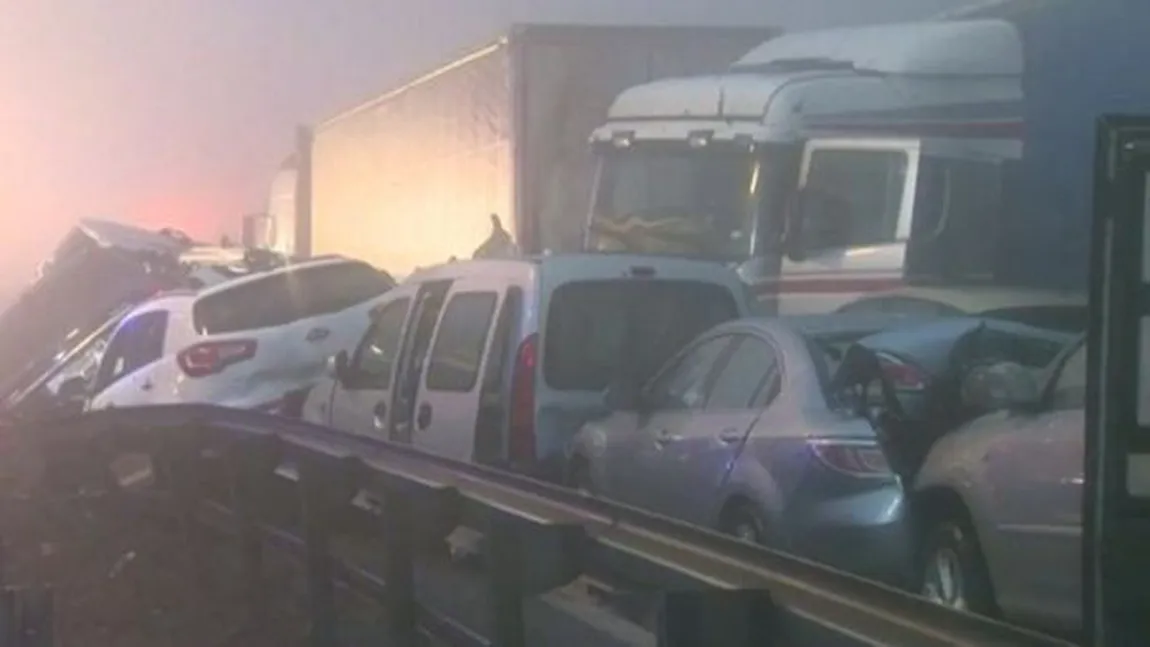 Doi şoferi români, găsiţi vinovaţi în urma accidentului în lanţ produs pe o autostradă în Slovenia