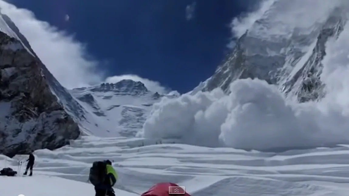 Risc de avalanşe în Munţii Făgăraş şi Bucegi