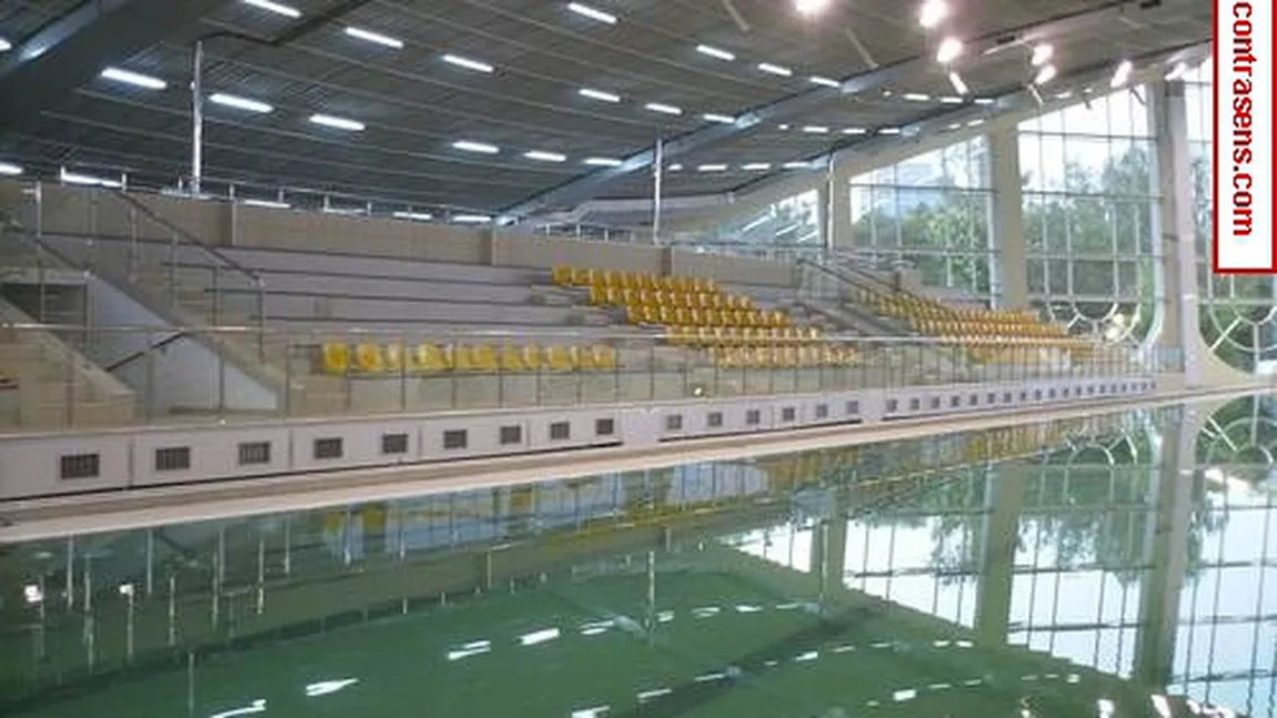 Mai mulţi copii din Bacău, intoxicaţi cu CLORUL din Bazinul Olimpic de Înot. Părinţii acuză Primăria