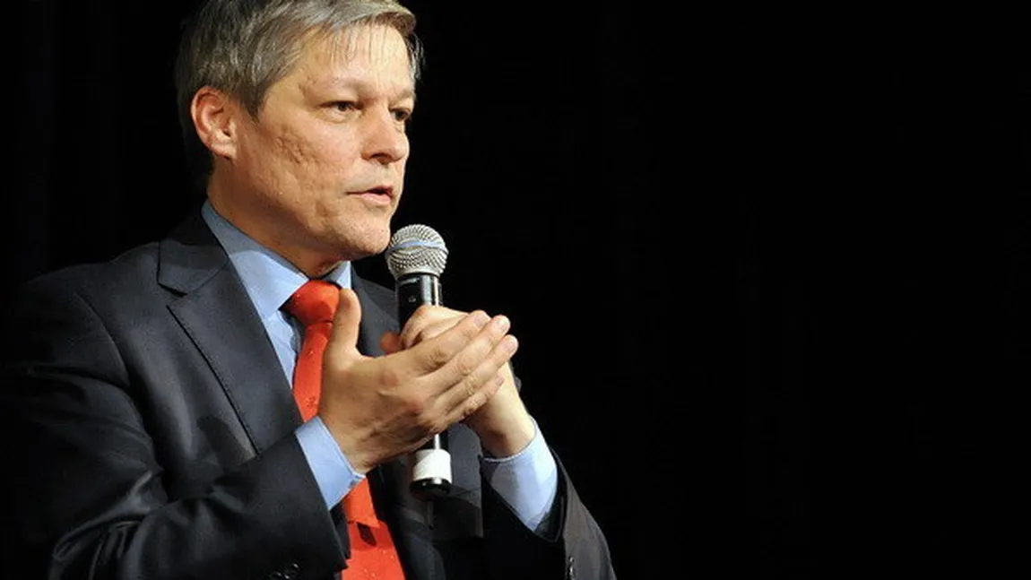 Dacian Cioloş îi dă REPLICA deputatului PNL care l-a atacat dur