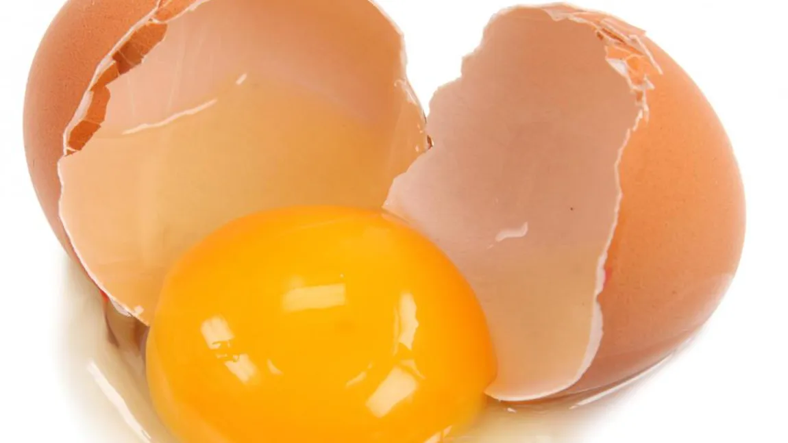 Ce se întâmplă cu organismul tău dacă mănânci coajă de ouă