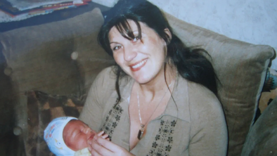 9 ani de la dispariţia Elodiei. Mama avocatei, mărturii curemurătoare la mormântul gol