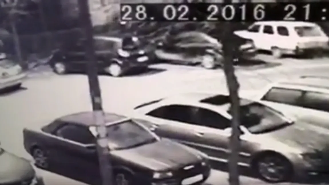 Jaf la secundă în Focşani. Cum operează hoţii care vandalizează autoturismele VIDEO