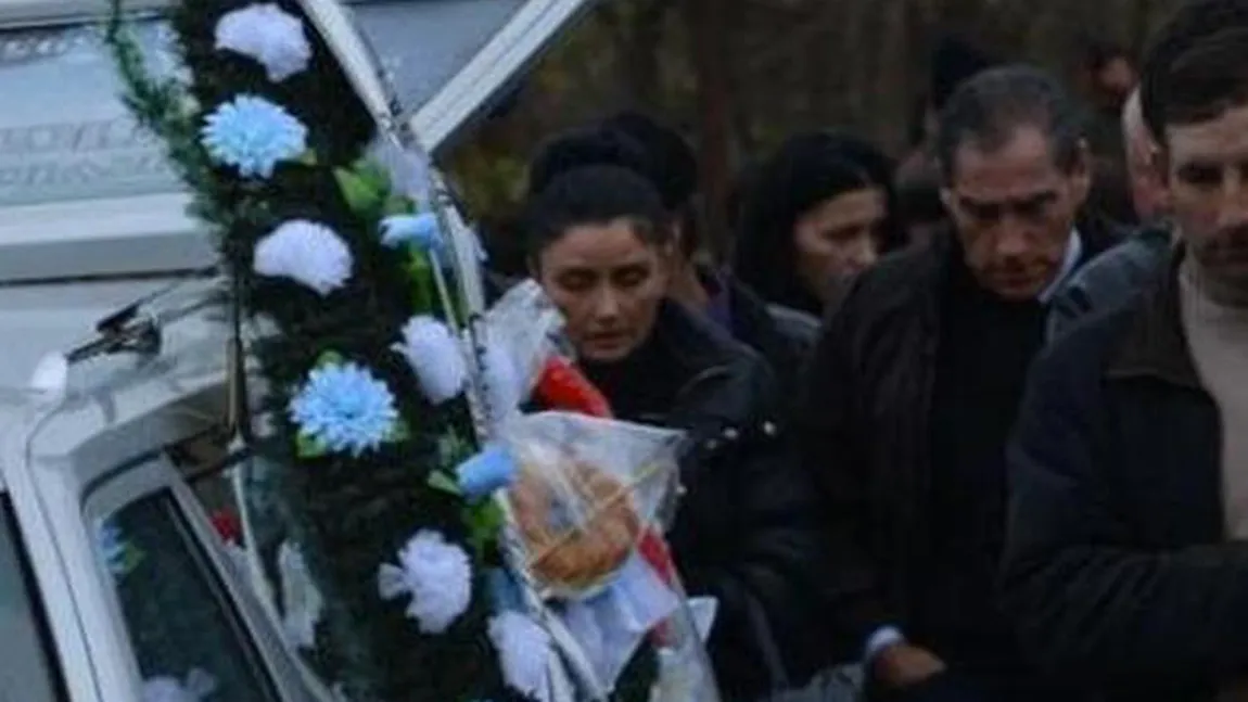 Tragedie în familia lui Petre Roman. Mama Silviei Chifiriuc a fost găsită fără suflare în curtea casei