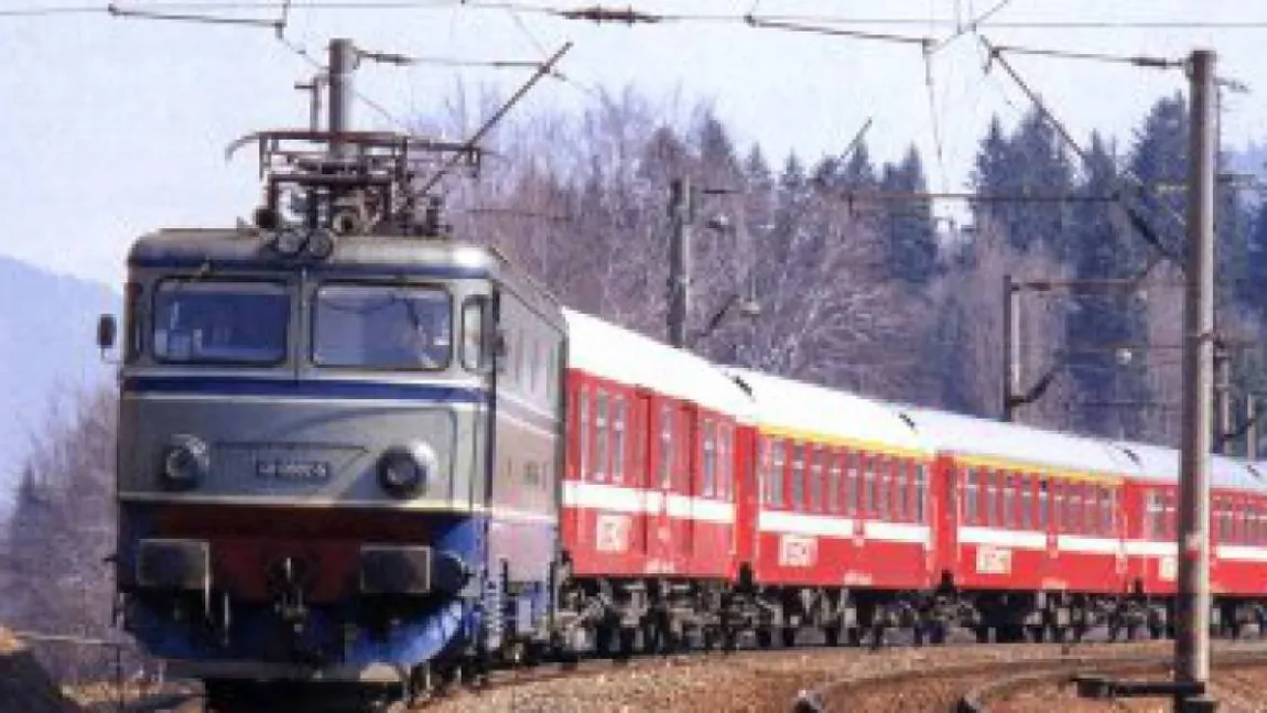 SFÂRŞIT TRAGIC. Un bărbat şi-a pierdut viaţa după ce a fost lovit de un tren în Gara de Vest, Ploieşti