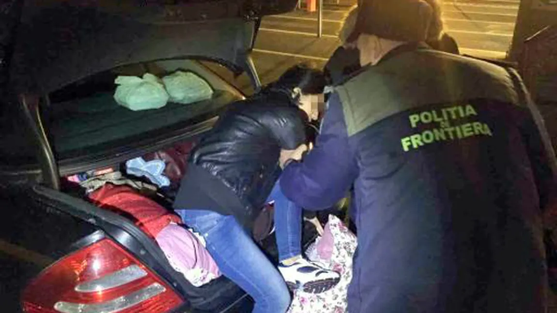Poliţiştii de frontieră de la Nădlac au găsit o tânără din Turcia ascunsă în portbagajul unei maşini